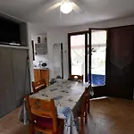 Maison 6 Personnes Climatisee Dans Avec Piscine A 900 M Des Plages