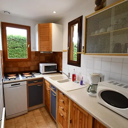 펜션 Maison 6 Personnes Climatisee Dans Avec Piscine A 900 M Des Plages *