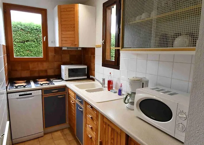 Maison 6 Personnes Climatisee Dans Avec Piscine A 900 M Des Plages *