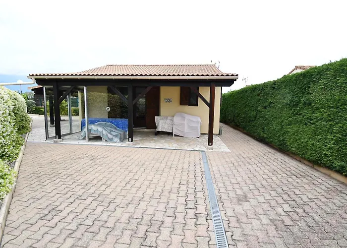 Σπίτι διακοπών Maison 6 Personnes Climatisee Dans Avec Piscine A 900 M Des Plages Vendres