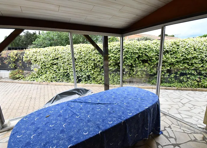 Σπίτι διακοπών Maison 6 Personnes Climatisee Dans Avec Piscine A 900 M Des Plages